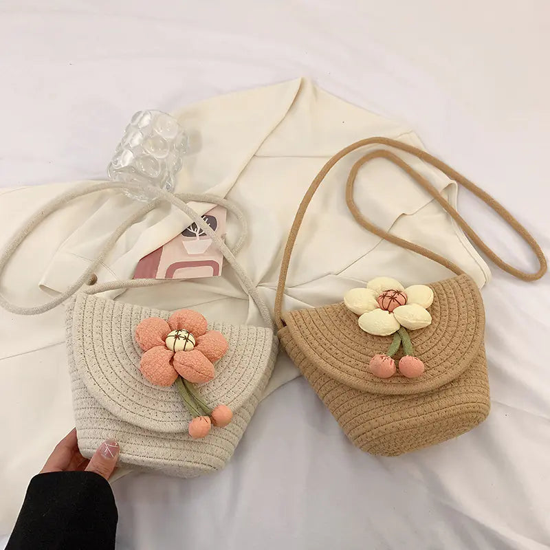 Women's Cotton Weaving Messenger Bag for Summer Vacation