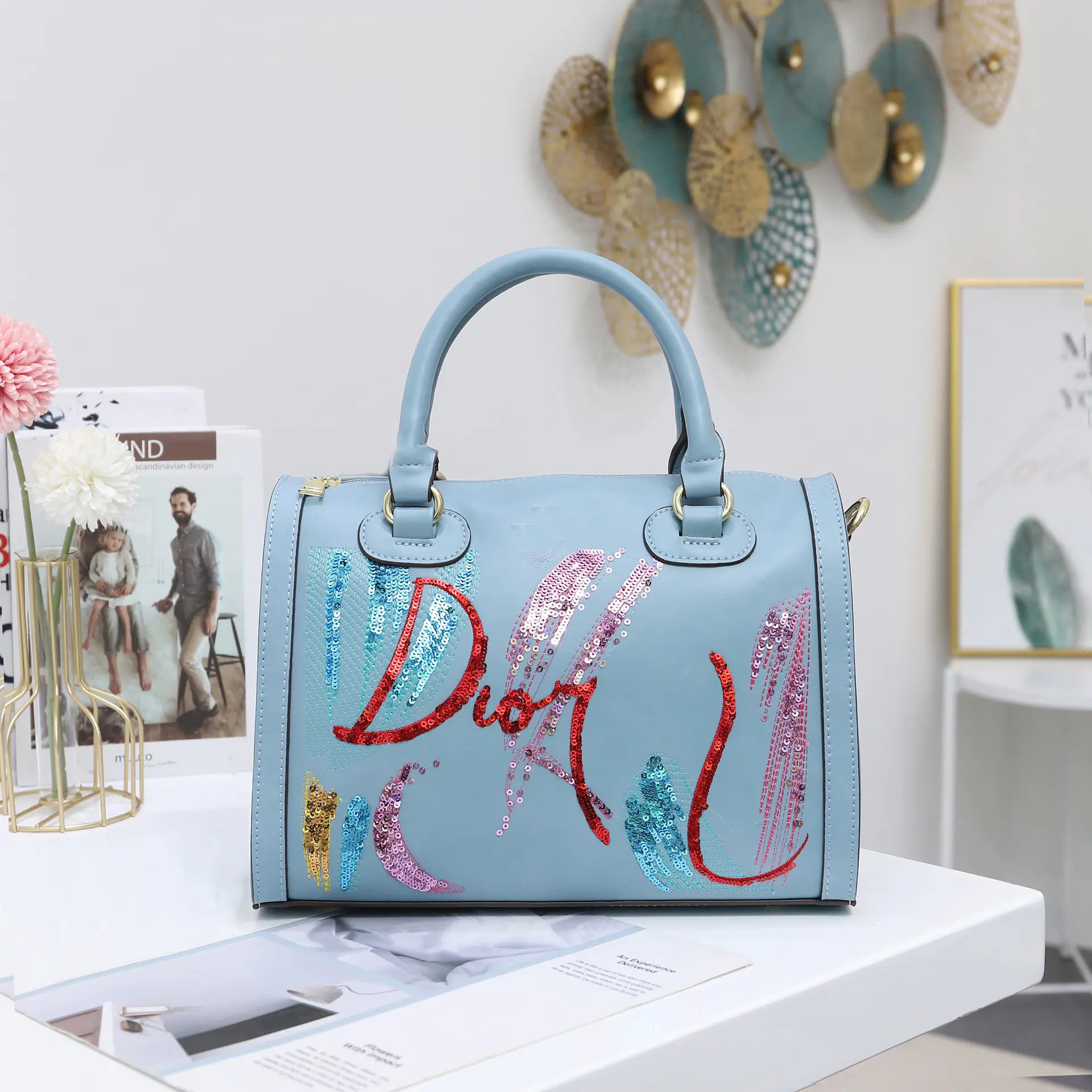 Fashionable Portable Sequin Embroidered Messenger Bag